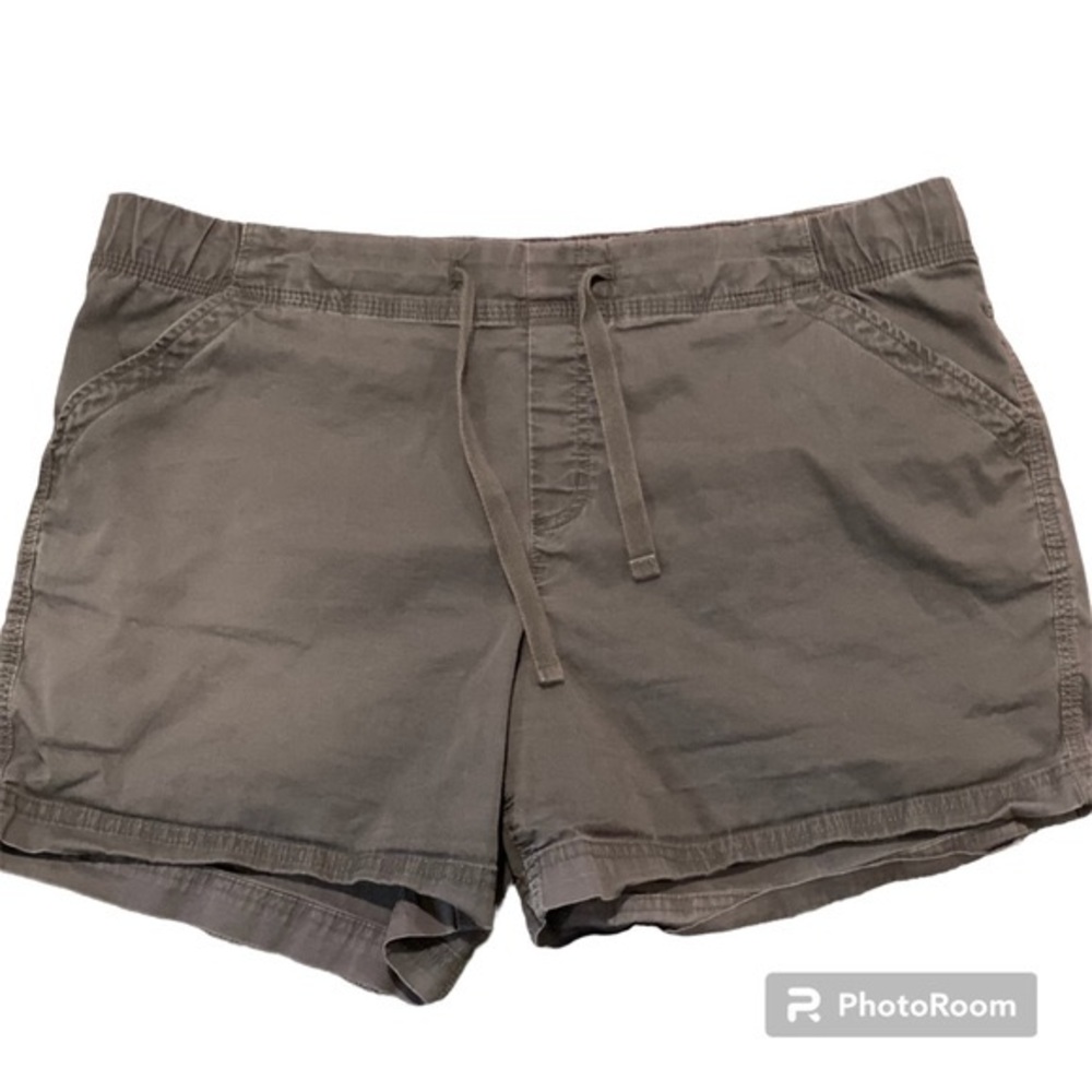 EDDIE BAUER Shorts Womens 14i Mid-Rise 4.5 inseam Cotton Hiking Pockets Outdoor